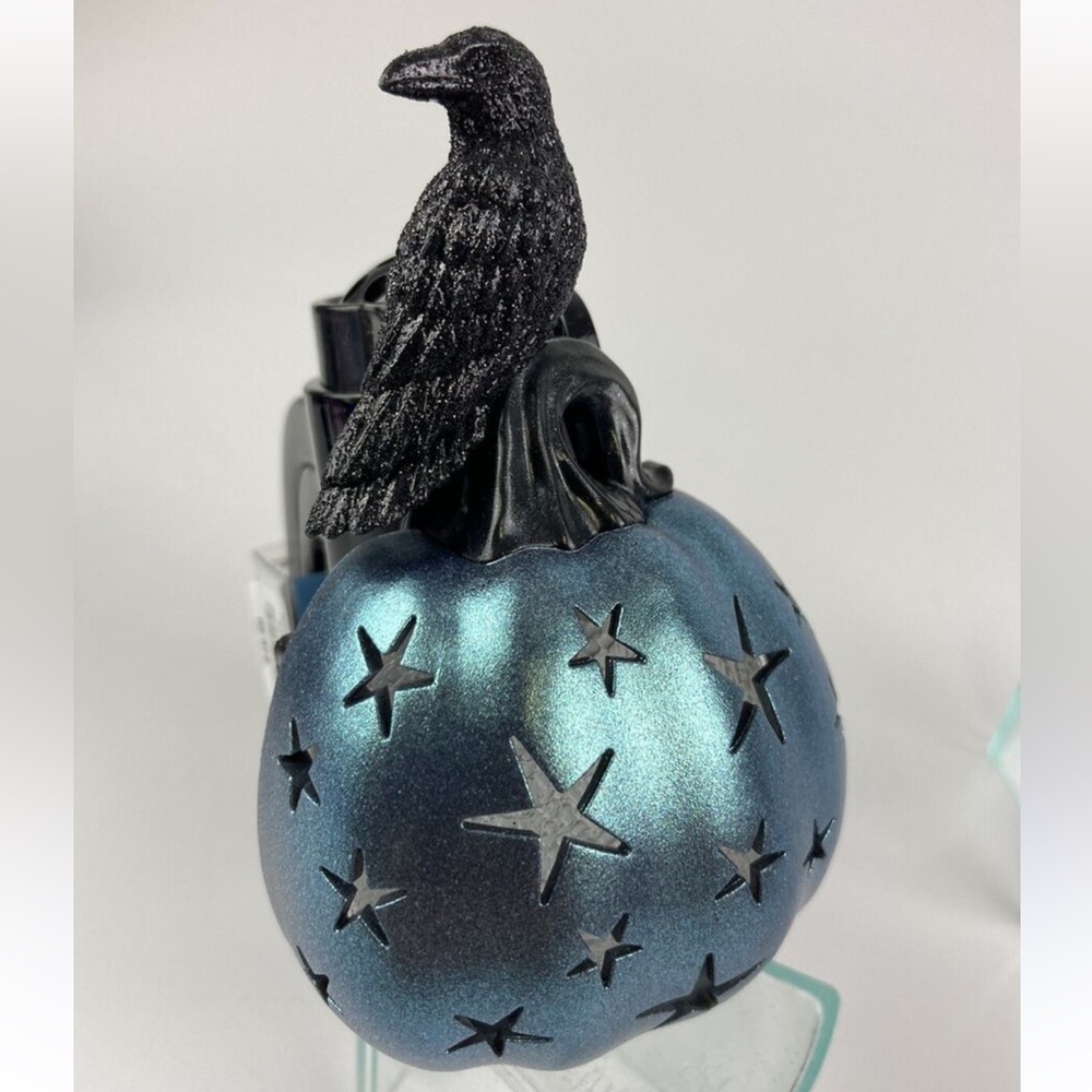 NWT Raven B&BW Wallflower Nightlight Fragrance Plug 🕷️Halloween👻